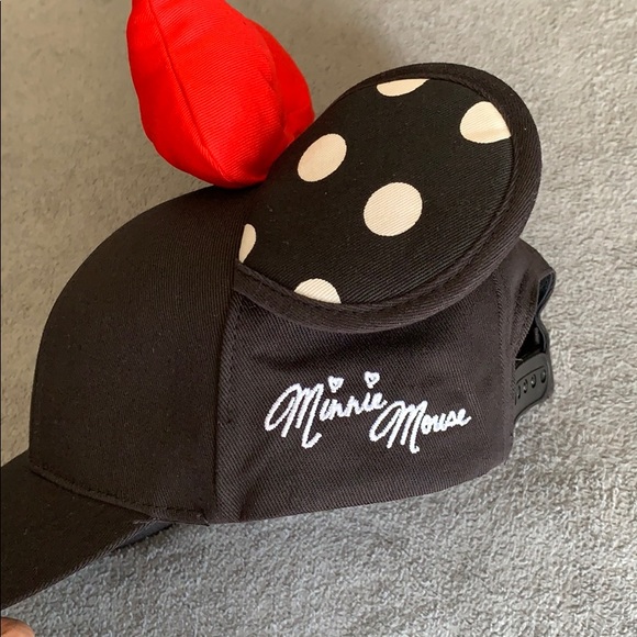 Disney’s Adult 57-60 cm Minnie Mouse Hat - Picture 3 of 8